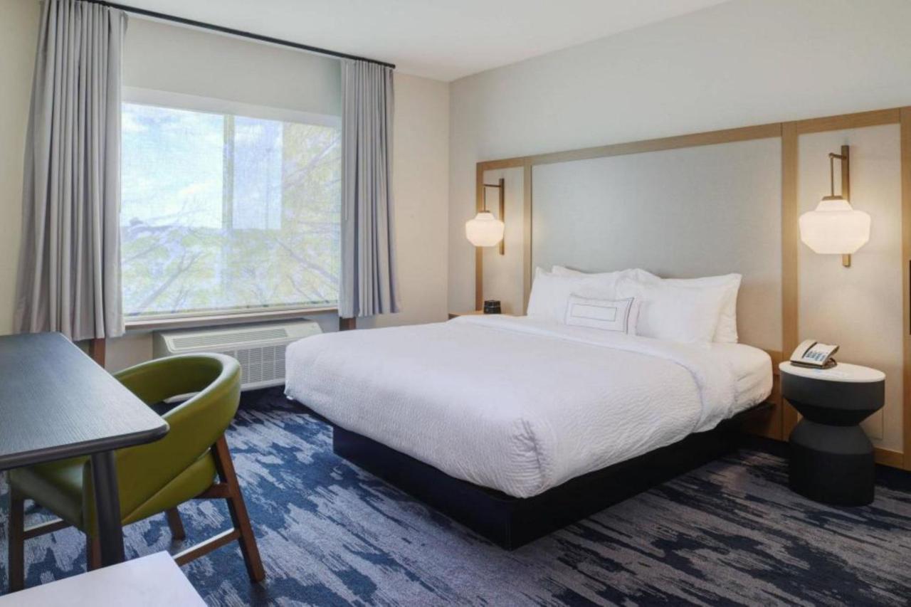 Fairfield & By Marriott Limerick Hotel 3*
